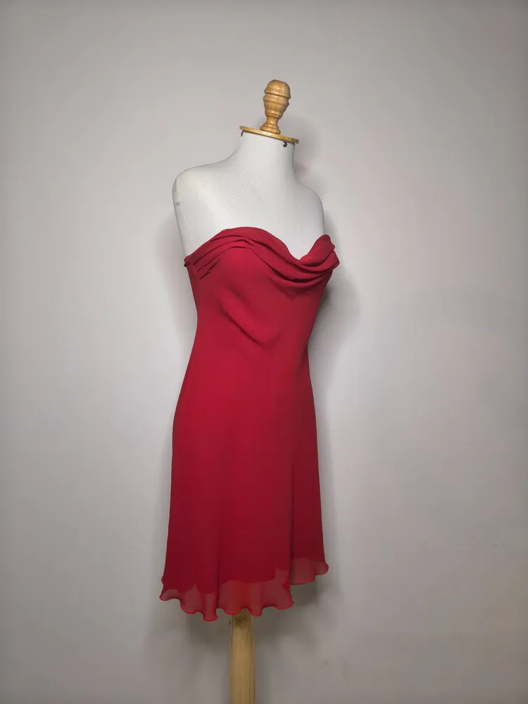 Vestido midi vermelho