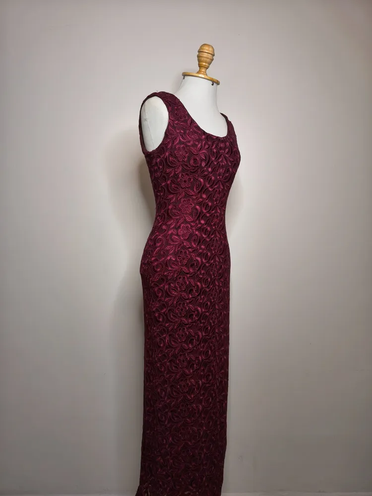 vestido longo vinho renda