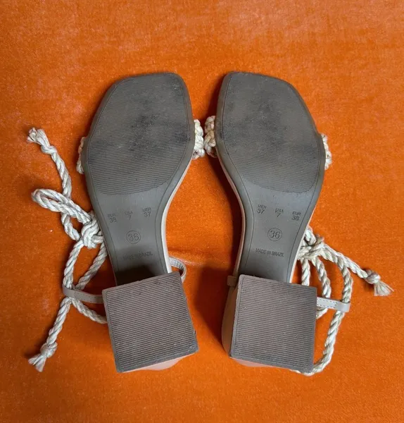 sandalia corda bege