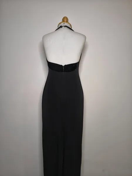 vestido de gala gregory preto frente única
