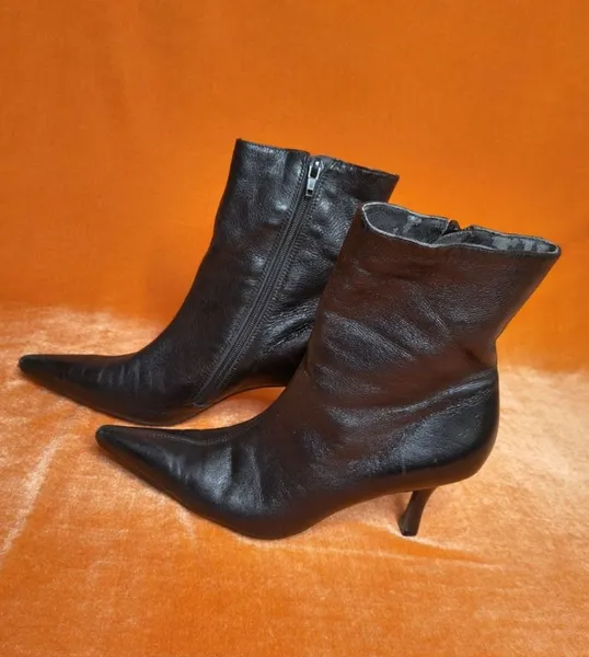 bota arezzo preta