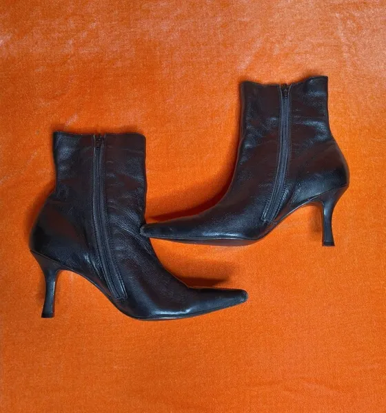 bota arezzo preta