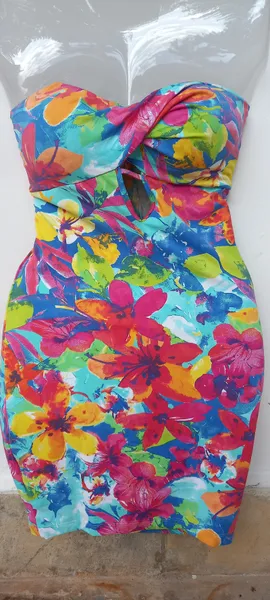 Vestido novo Lança Perfume