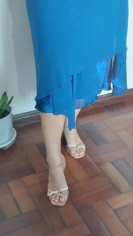 Vestido de festa Marilyn Monroe midi royal com paetê