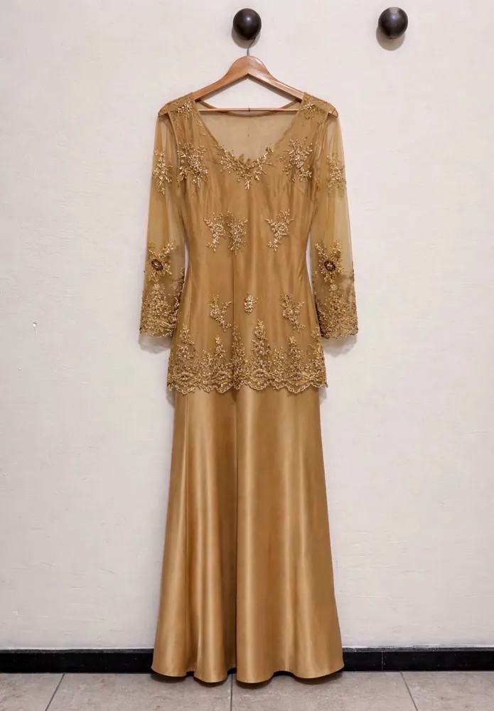 vestido de seda