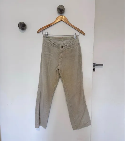 calça canelada