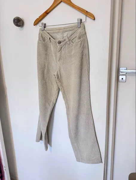 calça canelada