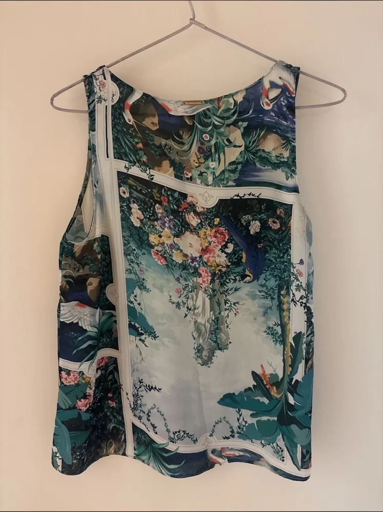 Regata estampada, P, lança perfume