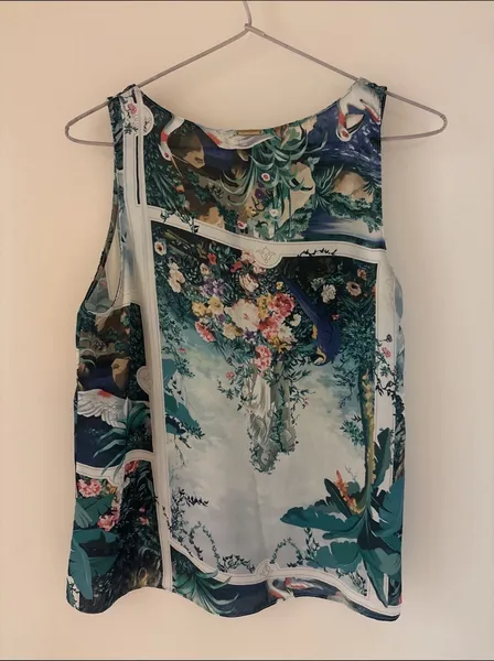 Regata estampada, P, lança perfume