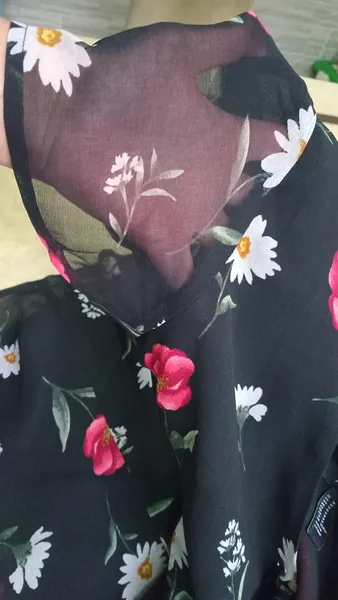 Vestido curto preto florido tam M Forever 21