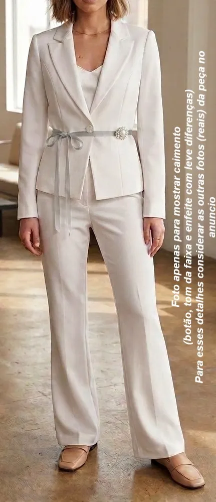 Tailleur Gelo PA Concept Blazer c/enfeite e Calça tam 40