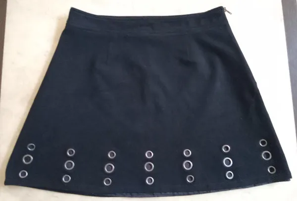 Mini saia preta aveludada forrada forever 21 tam P