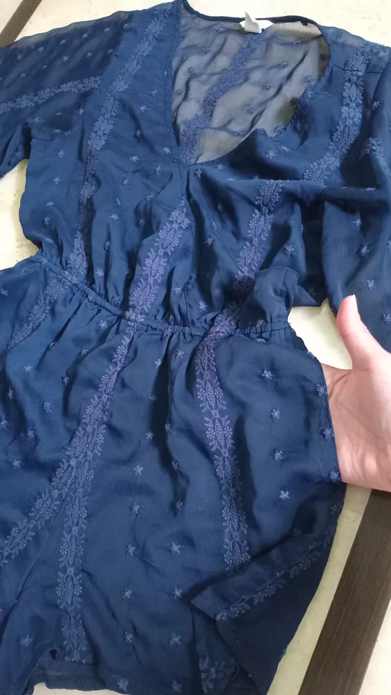 macacão curto bordado decote v cintura elástica marinho P