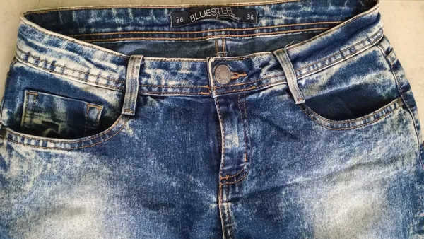Calça jeans skinny estilo manchado Blue Steel tam 36 usada