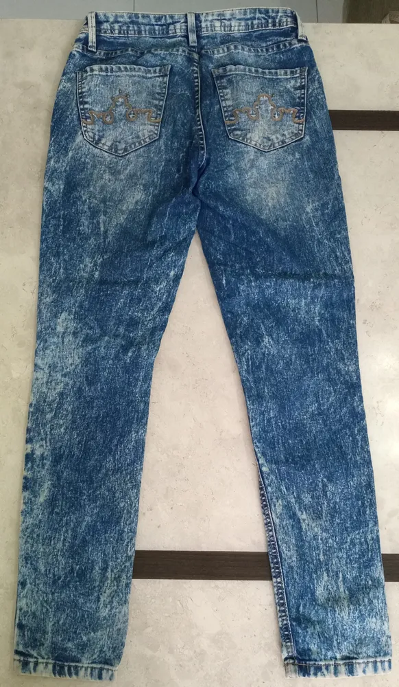 Calça jeans skinny estilo manchado Blue Steel tam 36 usada