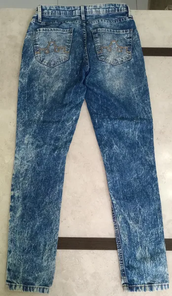 Calça jeans skinny estilo manchado Blue Steel tam 36 usada
