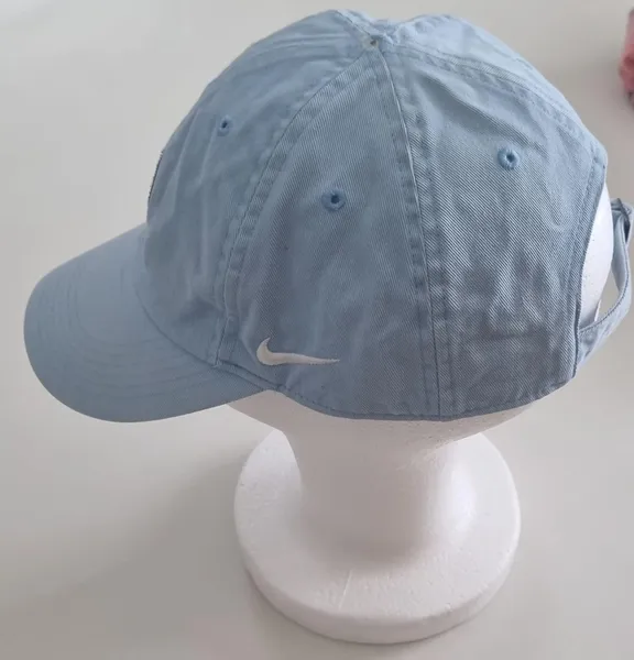 Bone azul claro manchester city nike