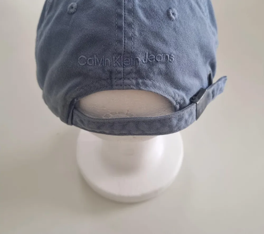 Bone azul calvin klein