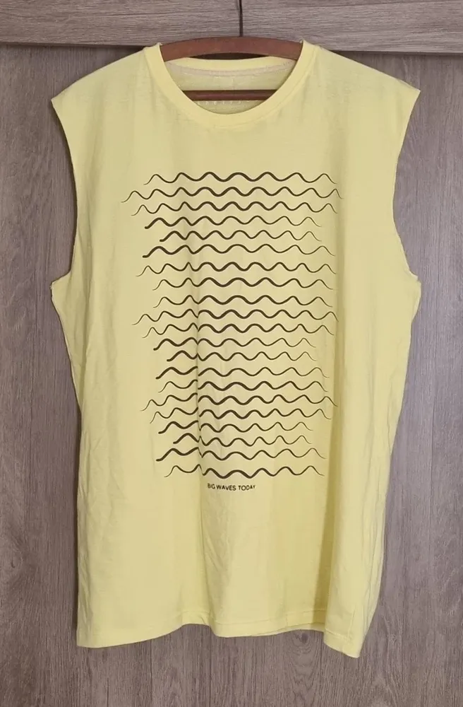 camiseta regata machao amarela khelf semi nova