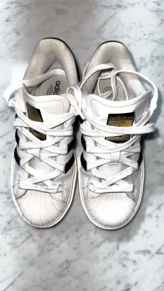 Tênis Adidas Superstar Plataforma