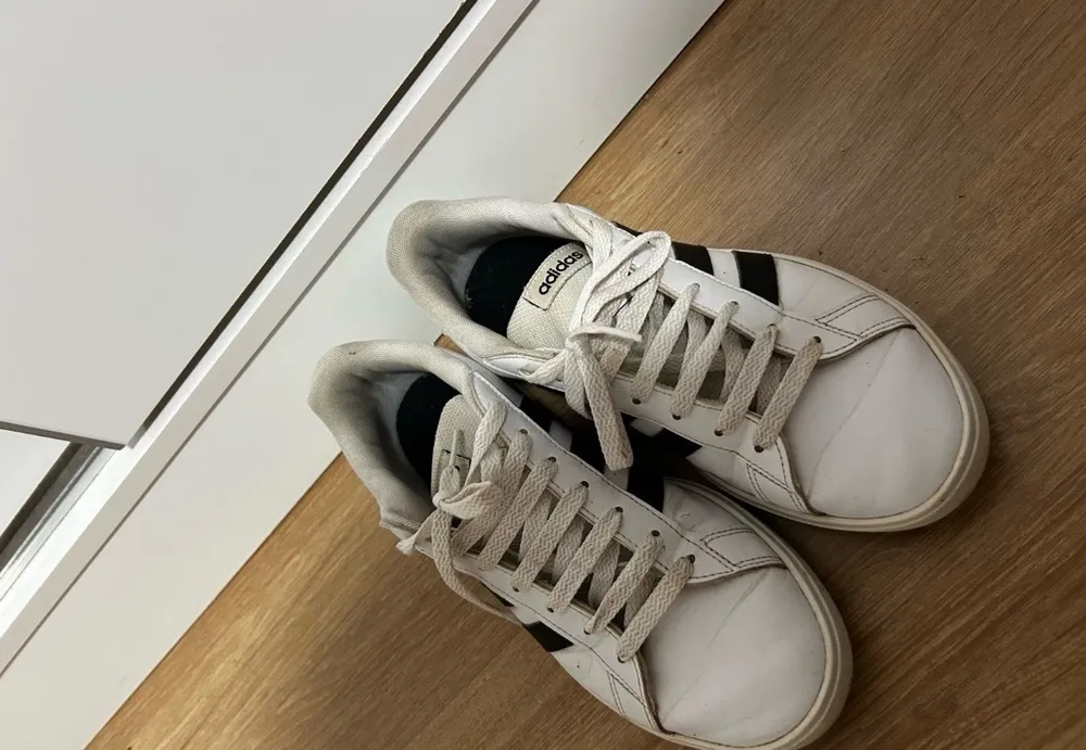 tenis adidas 37