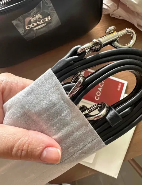 Bolsa Coach teri em couro - Nova
