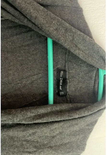 Cardigan Cinza