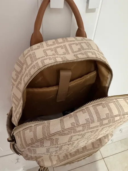 Mochila Colcci Monograma