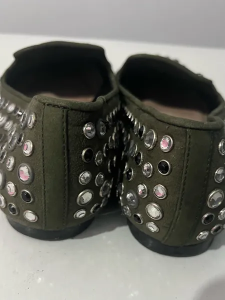 Mocassim Tachas Rebites Schutz Verde Militar
