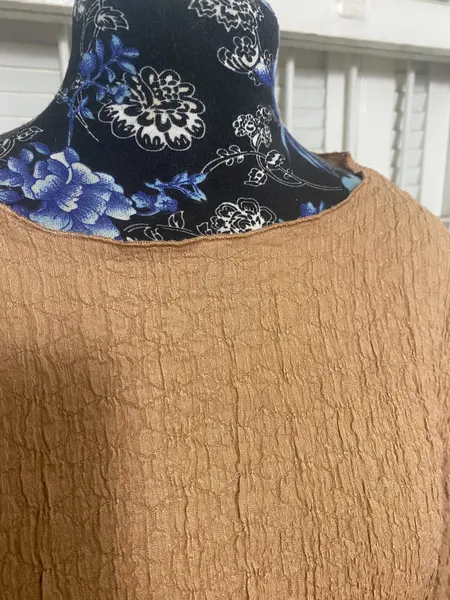 Blusa manga comprida caramelo vintage