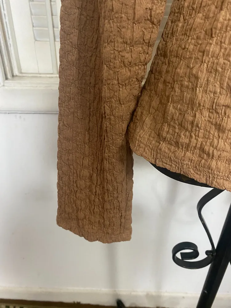 Blusa manga comprida caramelo vintage