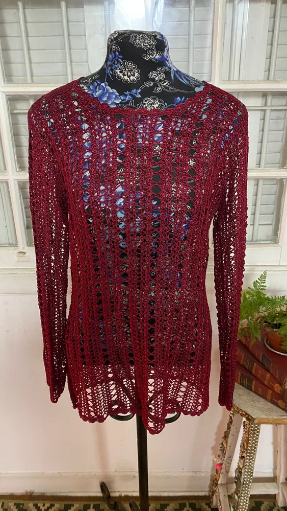 Blusa em crochê Vinho