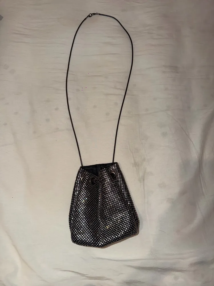 Bolsa Saco Preta com Strass, Festa e Noite