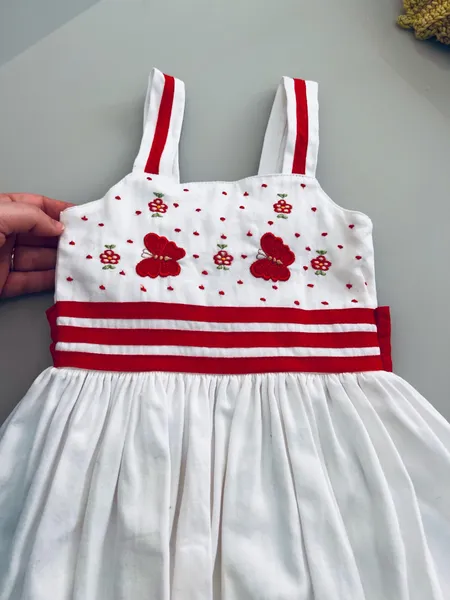 vestido infantil bordado