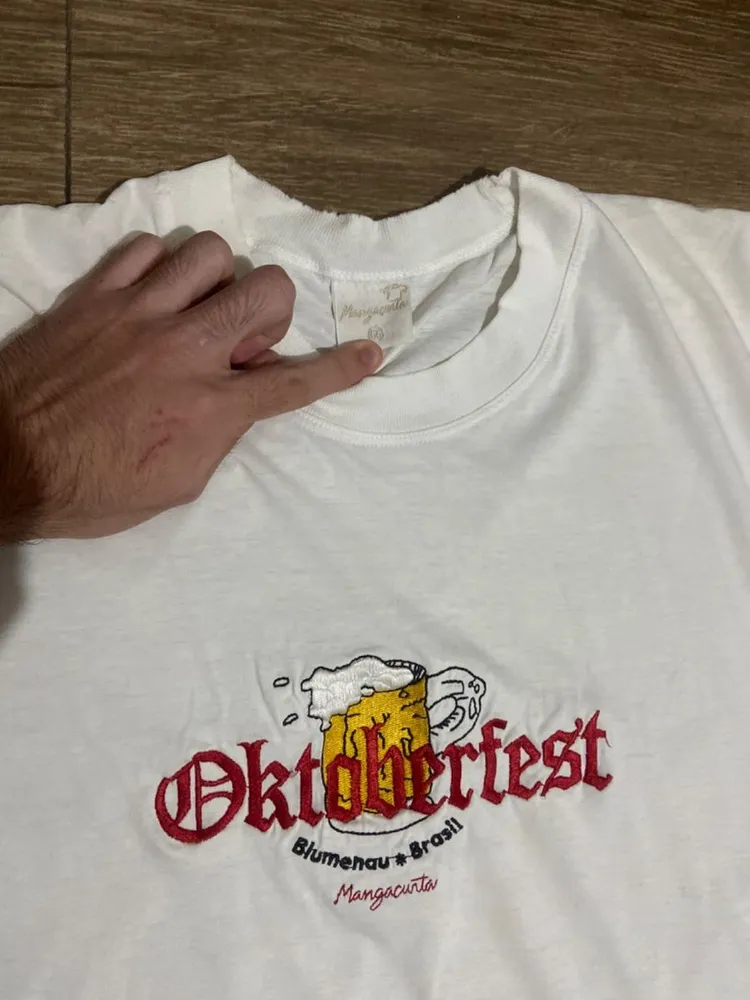 camiseta vintage oktoberfest (C.G.C)