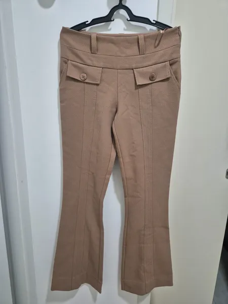 calça MOB bege tam 38
