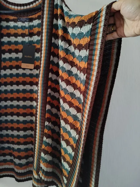 Kimono da marca murau em trico, na etiqueta tam m