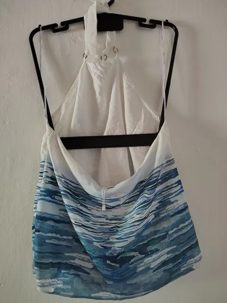 Blusa lez a lez tam g, pouco usada