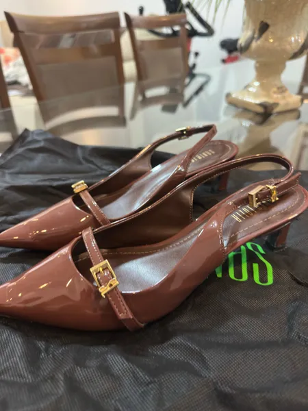 Scarpin Santa Lolla Marrom Verniz