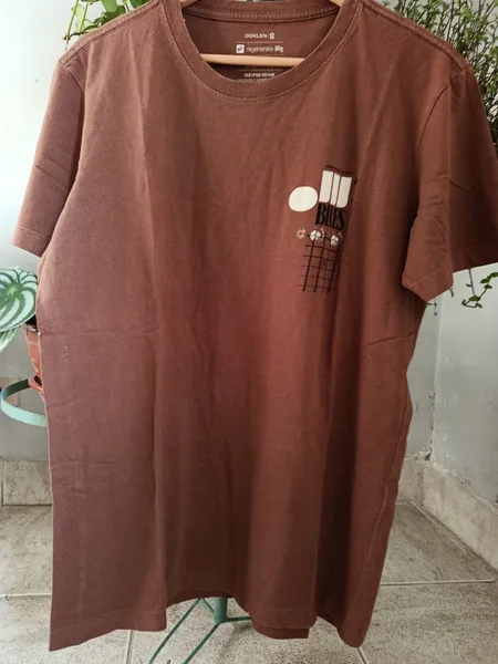 camiseta osklen slim marrom