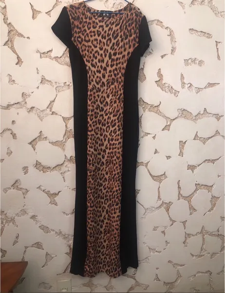 vestido animal print