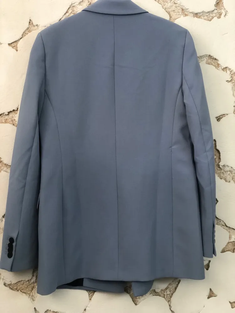 Lindo blazer azul Zara