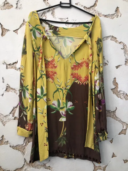 Vestido Farm ,bom estado.Tamanho P