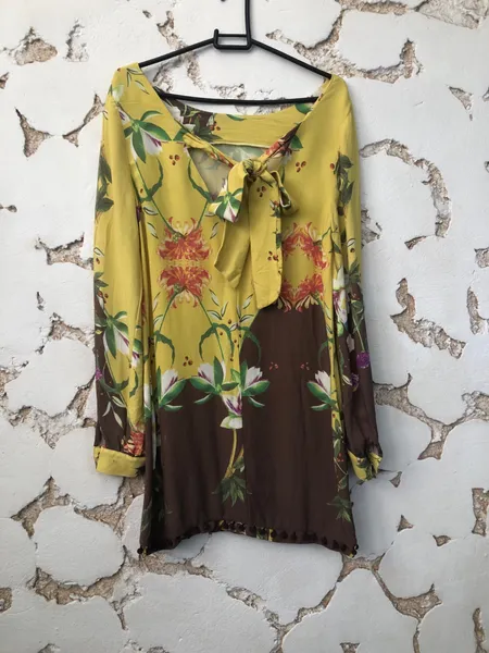 Vestido Farm ,bom estado.Tamanho P