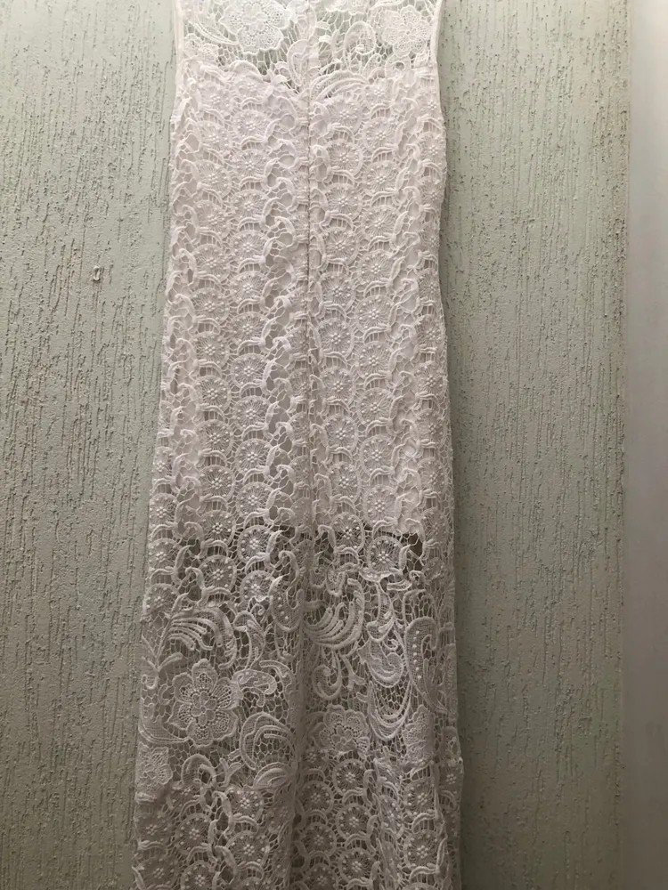 Vestido de renda ,Ave Rara.Tamanho 40