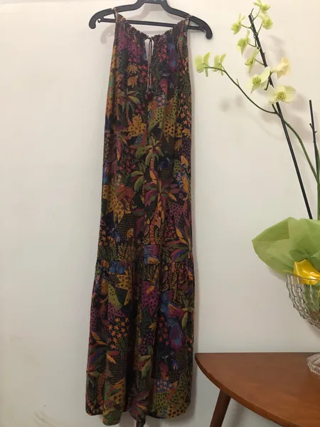 Vestido longo,tamanho p/m,Farm