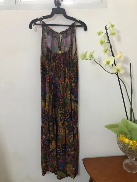 Vestido longo,tamanho p/m,Farm
