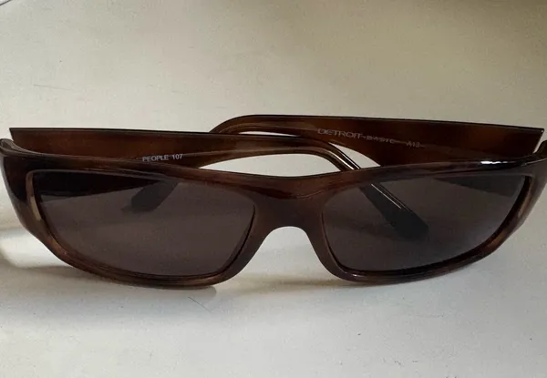 oculos de sol detroit basic a13 people 107 marrom original