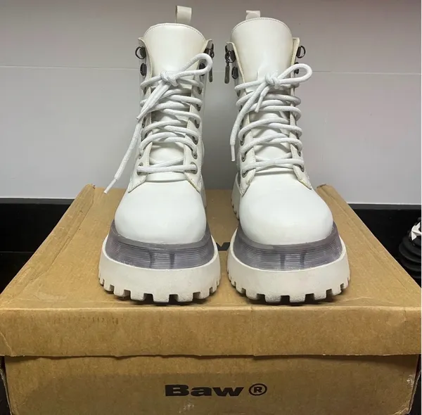 Coturno Branco Baw Clothing