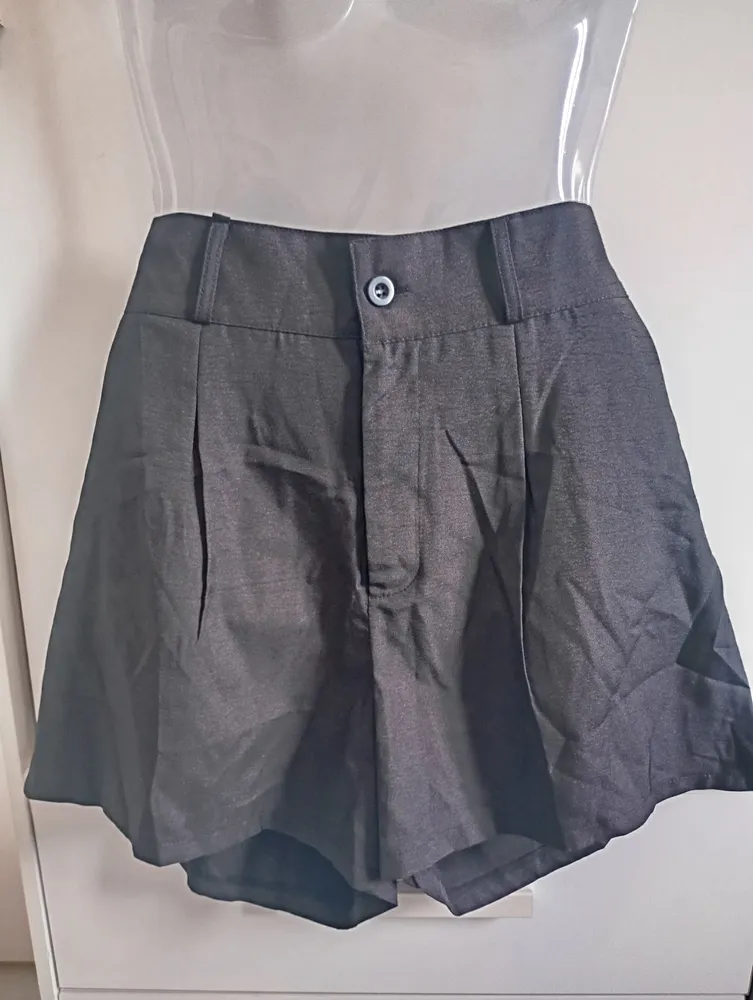 short social lovito
